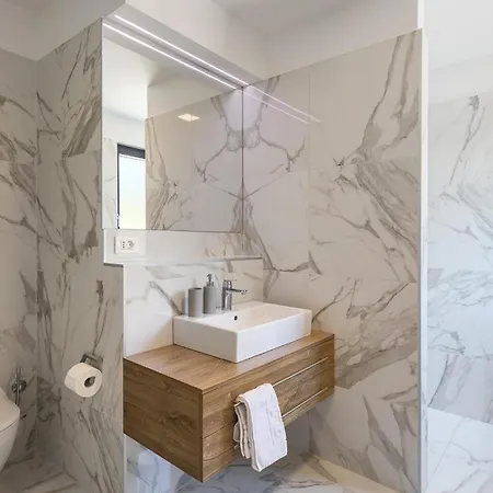 Semesterbostad Adria Blue Bakarac