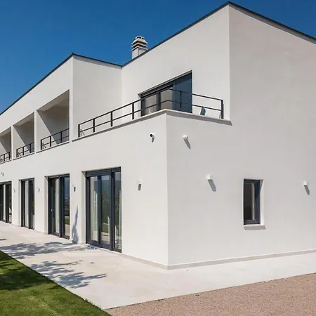 Adria Blue بيت للعطل